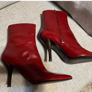NINE WEST  leather boots RED SIZE 7